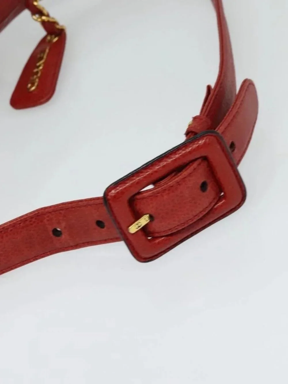 CHANEL Matelasse Waist bag Grained Calf Skin Red Gold CC Auth BD2190